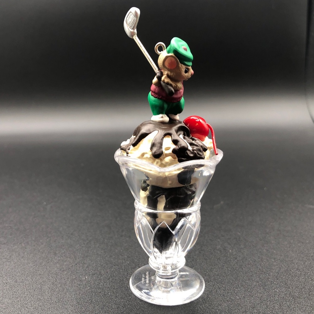 Hallmark Keepsake Ornament Dated 1999 Sundae Golfer Handcrafted Ornament